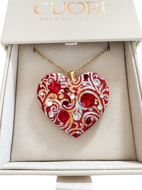 Pendente a cuore personalizzato in argilla polimerica con cristalli Swarovski e dedica incisa. Un gioiello materico, l'idea regalo perfetta e originale per emozionare in occasione della Festa della Mamma